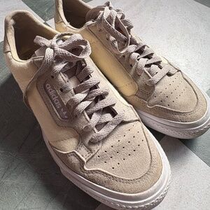 Adidas Continental W